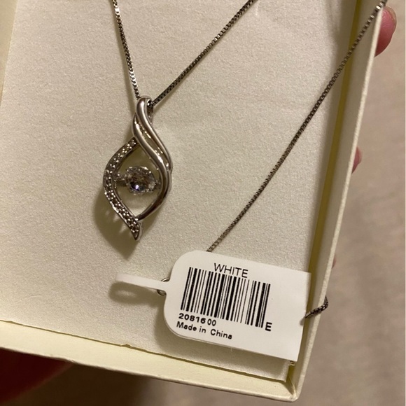NWT Sterling Silver White Sapphire Drop Pendant Necklace - Picture 4 of 5